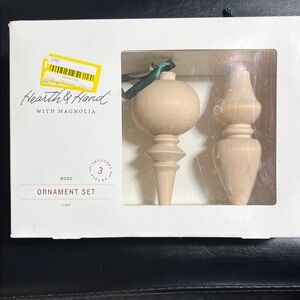 4 boxes of wood Ornament Set - Cream